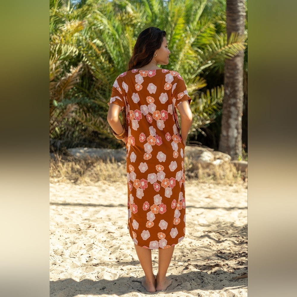 Ava Sky Fighting Eel Dress Momo Midi in Caramel Ilima, Size Small (NWT) - Picture 3 of 4